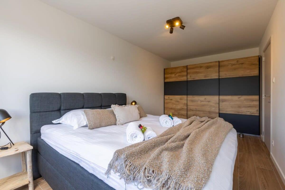 Huswell - Cosy Apartment With Vintage Interior Де Хаан Екстериор снимка